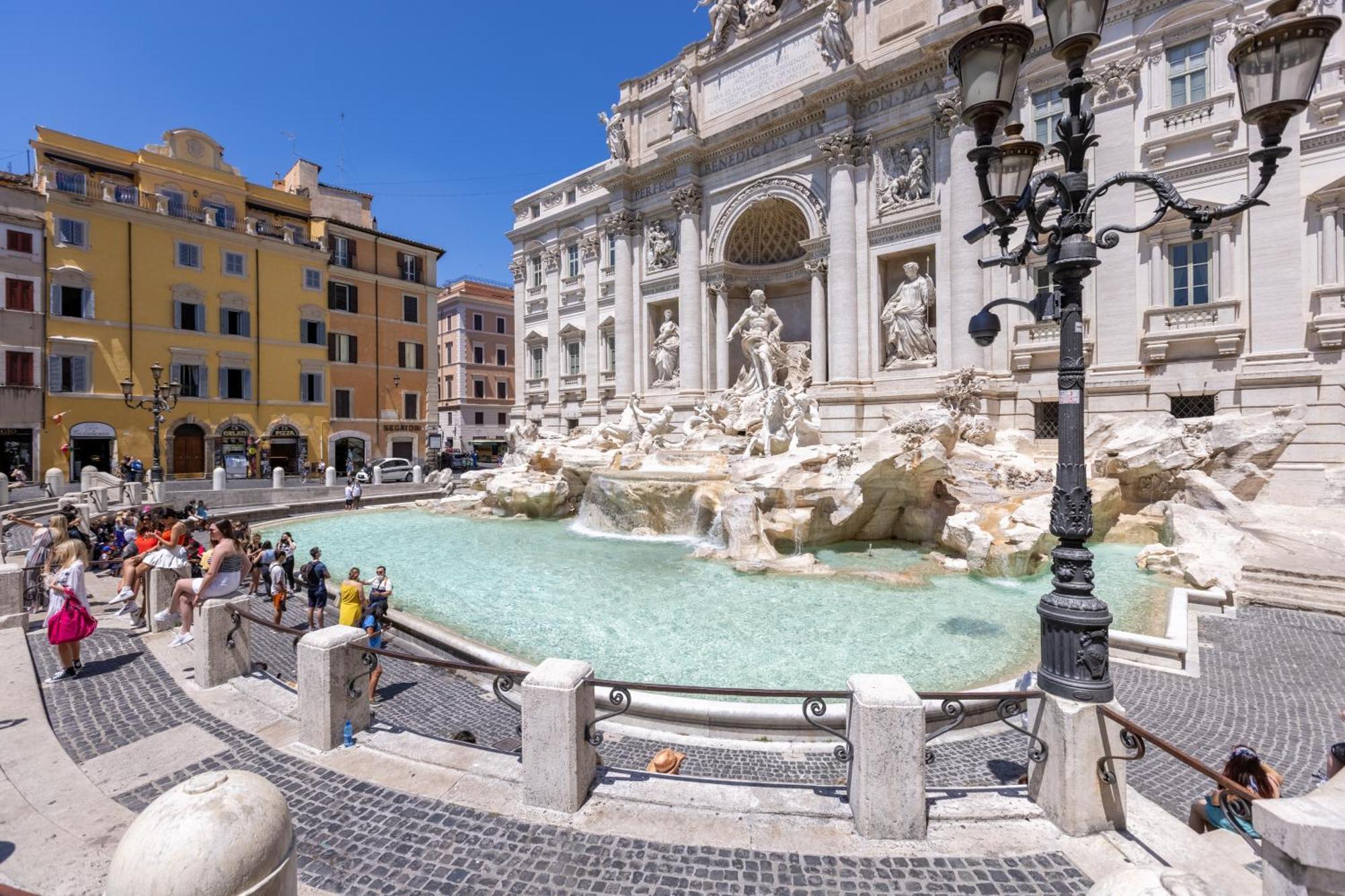 Elegant Stay - Corner To Trevi Fountain — Photos 1